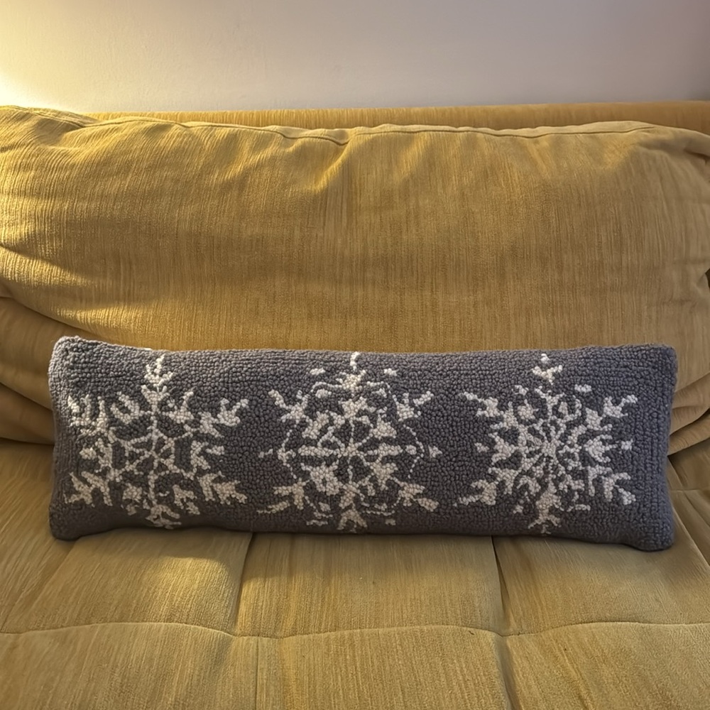 Snowflake Pillow - Picture 2 of 8